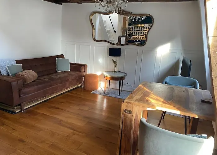 Duplex With Panoramic Views Over * Paris