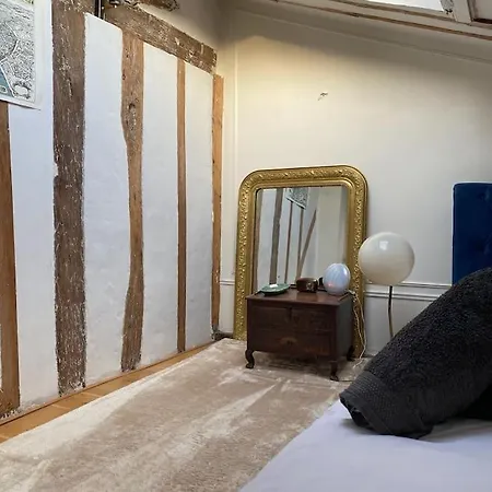 Duplex With Panoramic Views Over